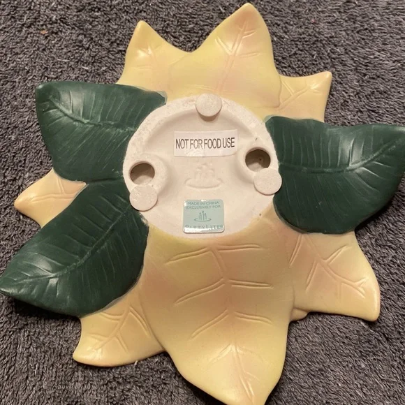 PartyLite Poinsettia Candle Holders - Picture 5 of 8